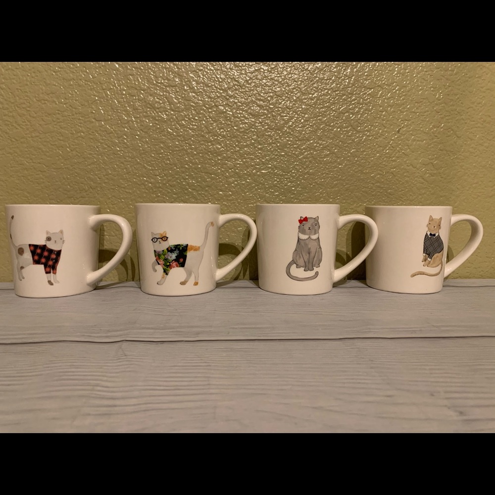 New Magenta 4pc Cat 🐈 🐈‍⬛ Ivory Ceramic Mug Set